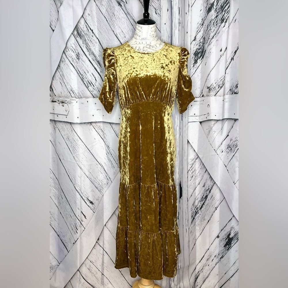 WHO WHAT WEAR Velvet Boho Midi Dress Puff Sleeve Gold Size M